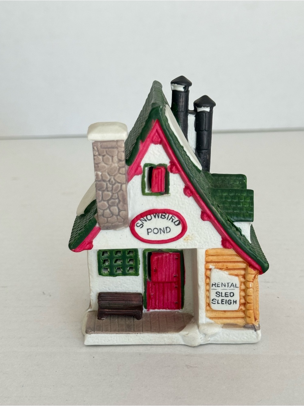 Lemax Snowbird Pond Sled/Sleigh Rental Cabin Miniature Building Skating Pond